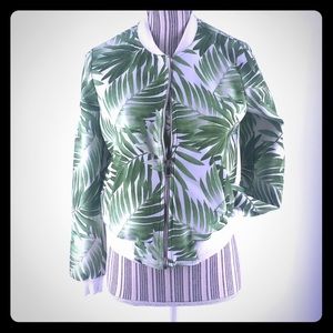 Forever 21 Bomber jacket sz S